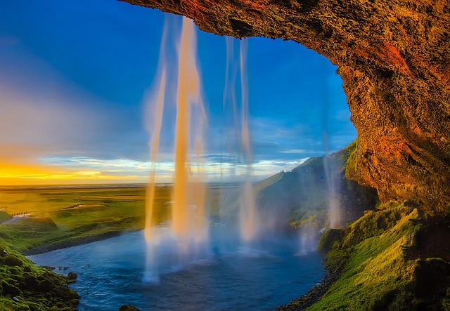 Iceland Hotels Near Hot Pools